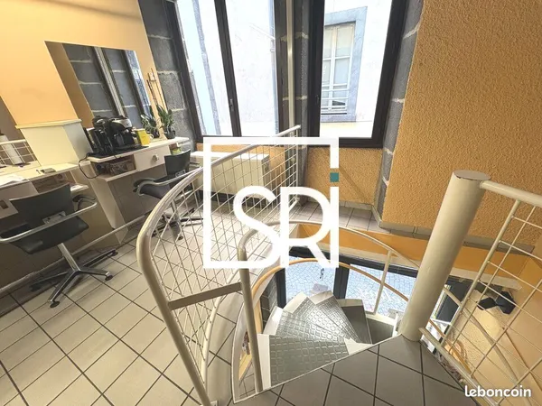Local commercial 72 m² CLERMONT-FERRAND