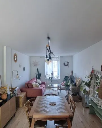 Appartement T2 52m² - Rénové, grande terrasse sans vis-à-vis & Parking - Cormontreuil