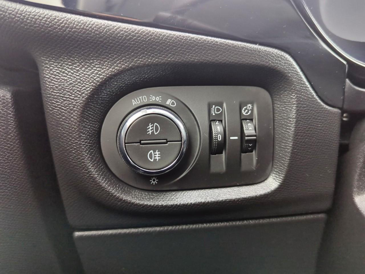 Opel Corsa electrique 136 ch & batterie 50 kwh — photo 21