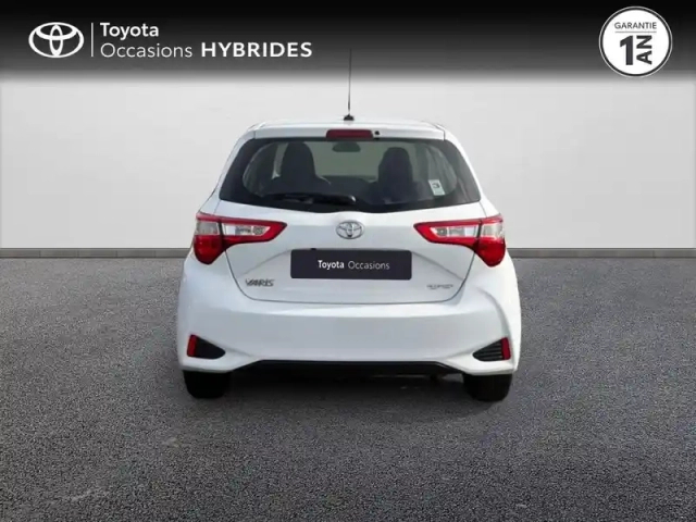 Toyota Yaris 70 vvt-i ultimate 5p — photo 4