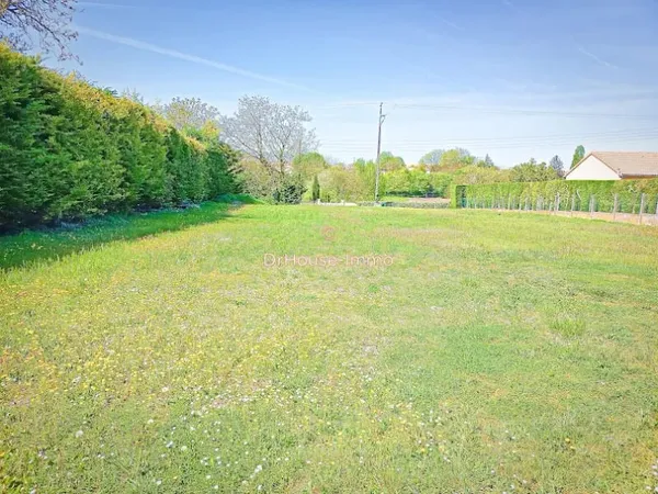 Terrain 1507 m²