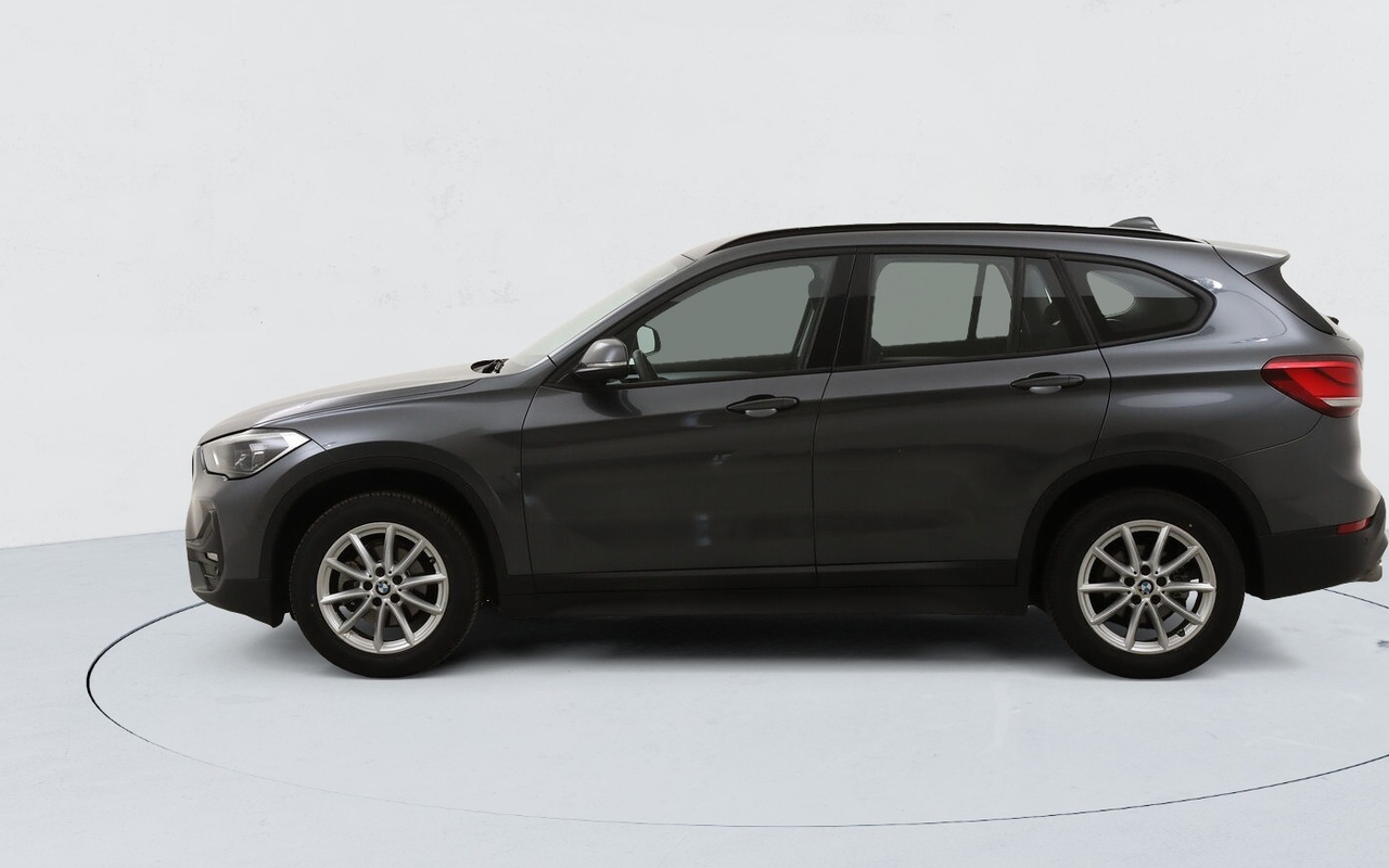 BMW X1 — photo 2