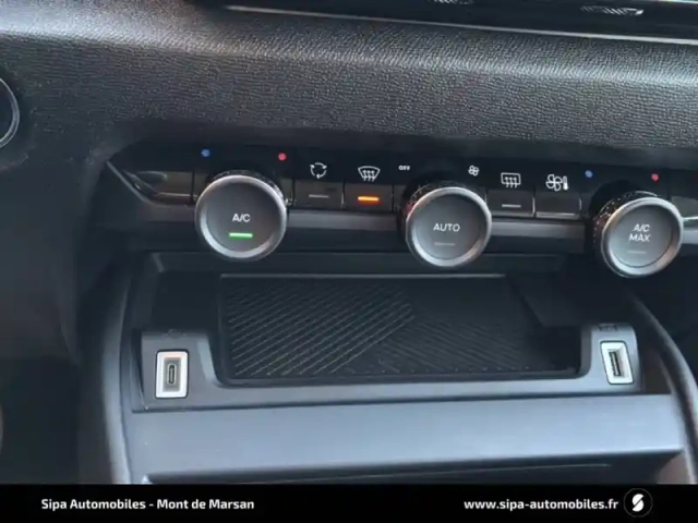 Citroën C4 puretech 130 s&amp;s eat8 — photo 138