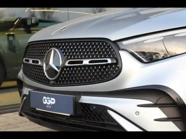 Mercedes Glc coupé 300 d e hybrid 197+136ch amg line 4matic 9g-tronic — photo 5
