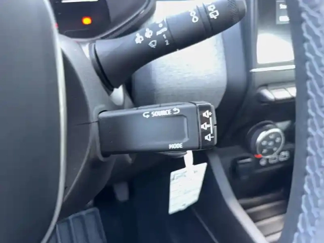 Renault Clio blue dci 100 ch gsr2 — photo 15