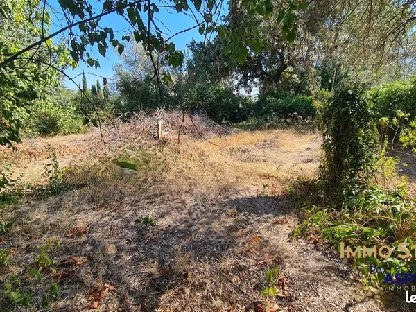 Terrain 643 m² Saint-Vincent-de-Barbeyrargues