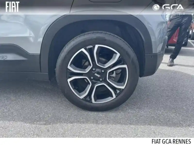 Jeep Avenger electrique 156ch 115kw 1st edition — photo 4