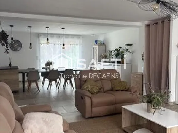 Maison individuelle, 7 chambres, grand jardin, sous sol integrale
