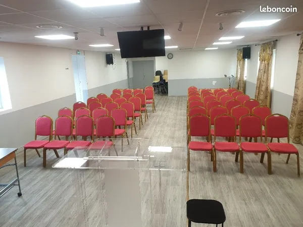 Salle de réunion, séminaires et culte évangélique