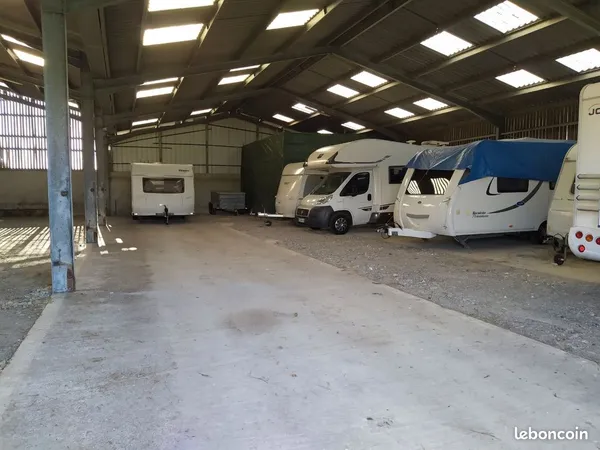 Hangar camping-car ou autres