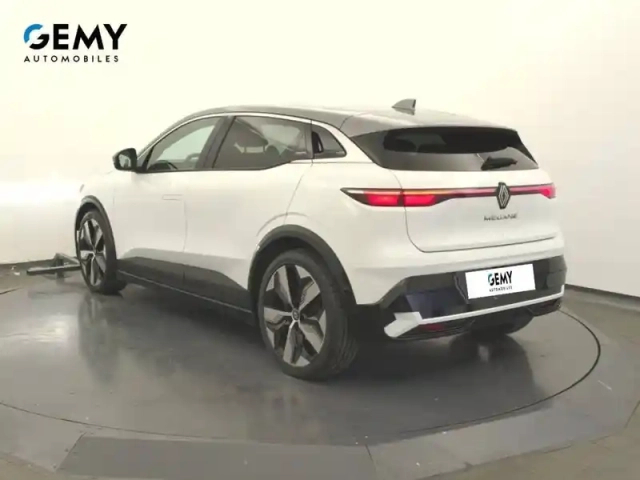 Renault Megane e-tech ev60 220 ch super charge — photo 42