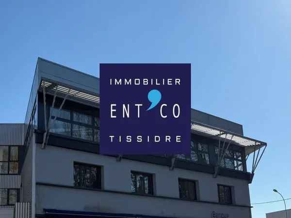 Local professionnel 140 m²