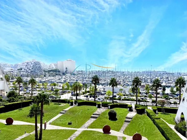 LA GRANDE MOTTE VUE PORT : 3 PIECES - CAVE - PARKING