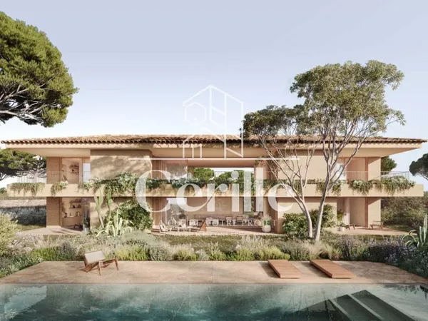 Saint-Tropez — Une Adresse Confidentielle Au Coeur Du Village
