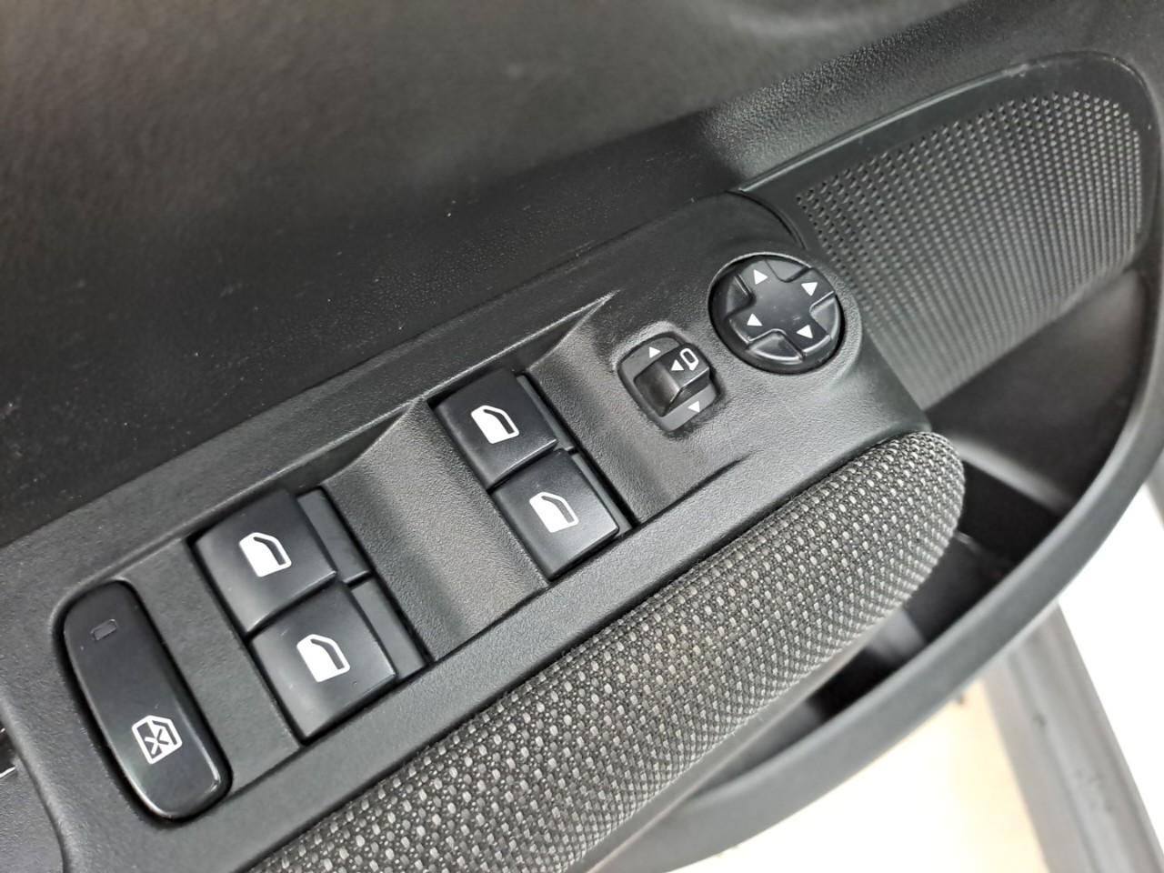 Citroën C3 Aircross puretech 130 s&s eat6 c-series — photo 21