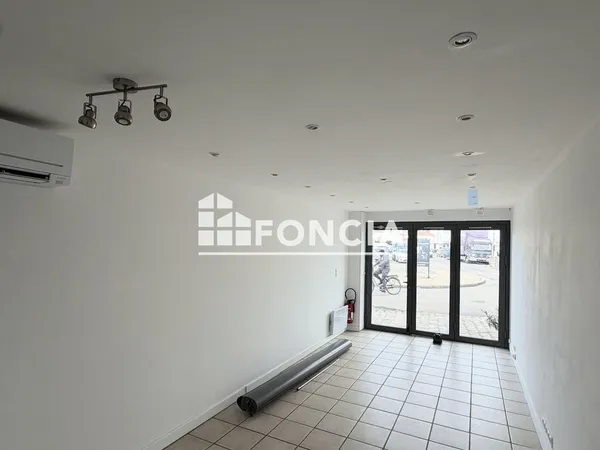 Commercial_premise