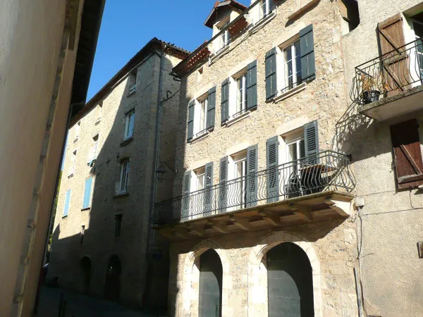 Un immeuble de rapport - Villefranche de Rouergue
