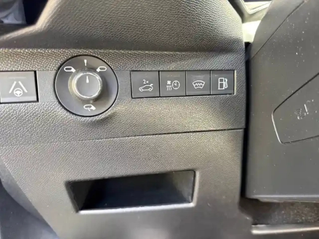 Ds Ds 7 hybride rechargeable e-tense 300 eat8 4x4 — photo 19