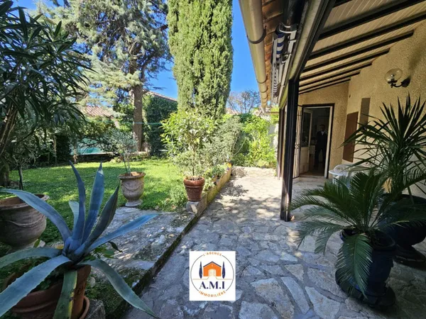 Maison 5 pièces 150 m²