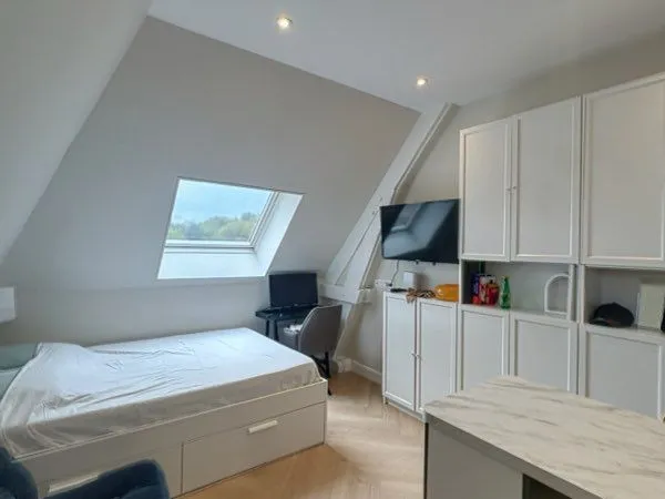 Studio meublé 19 m² / parking privatif inclus