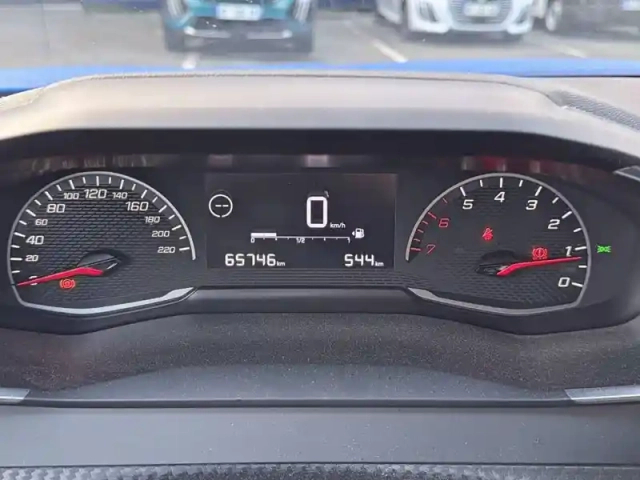 Peugeot 2008 bluehdi 110 s&amp;s bvm6 — photo 50