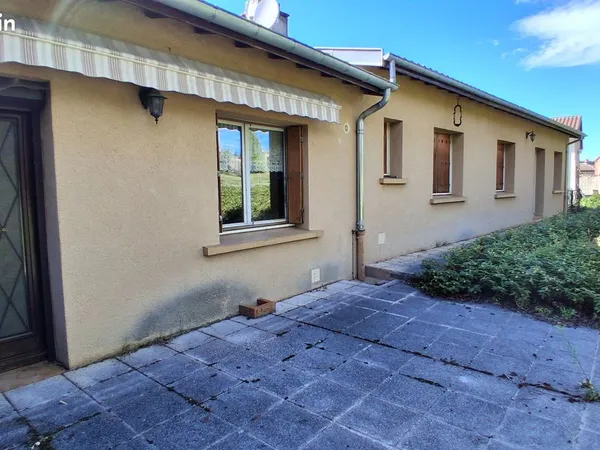 Grande maison de bourg