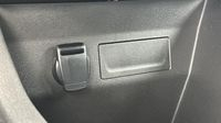 Renault Clio 1.0 SCe 65ch Authentic — photo 16