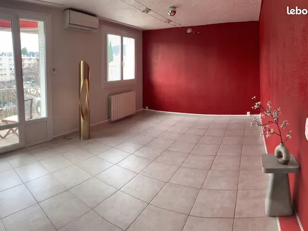 Appartement t3 (ancien t4 - reversible)