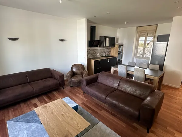 Loue chambre colocation 128m²