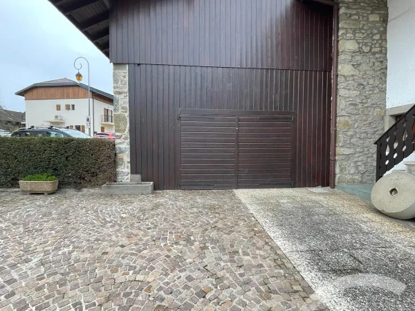 Parking 110 m²