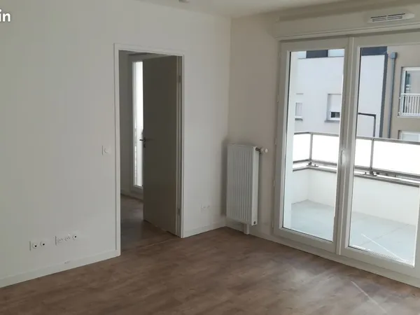 Appartement T2 dans résidences récente et calme de 44m2 + loggia