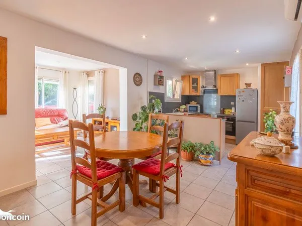 Maison 5 pièces 100 m²