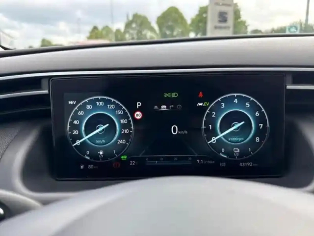 Hyundai Tucson 1.6 t-gdi 265ch phev executive bva6 htrac — photo 12