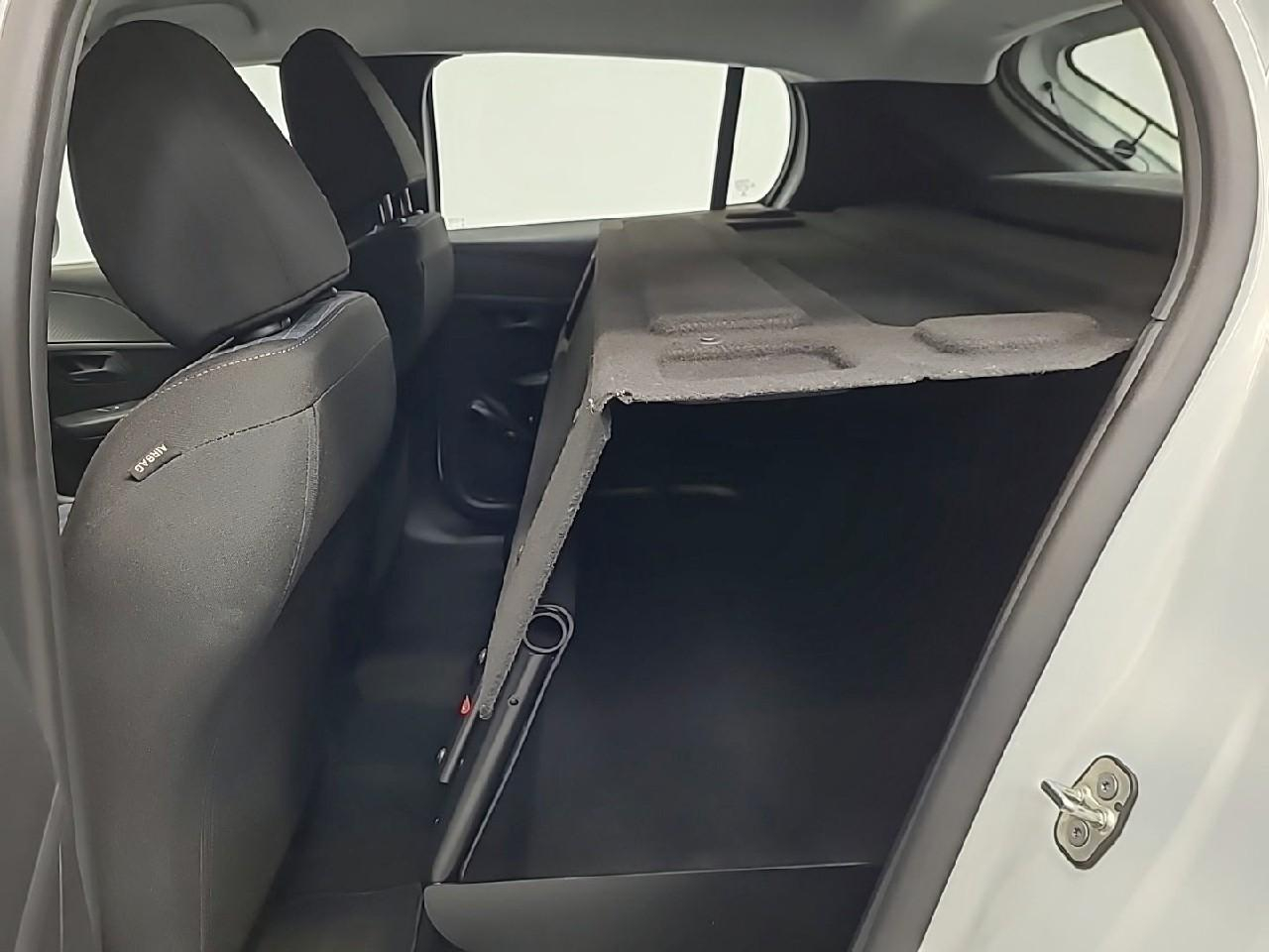 Peugeot 208 bluehdi 100 s&s bvm6 premium — photo 13