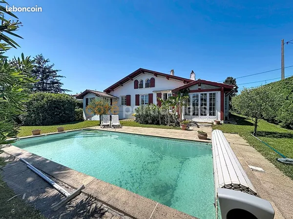 Maison 6 pièces 148 m²