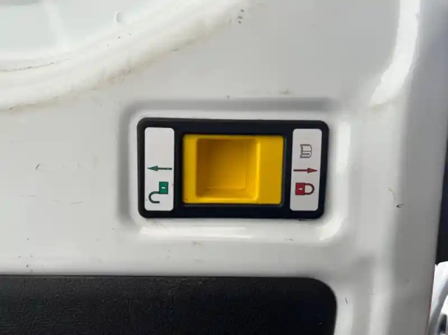 Ford Transit fourgon fg t350 l2h2 2.0 ecoblue 130ch trend — photo 30