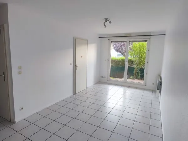 Loue f2 32m2 reichstett rdch avec terrasse