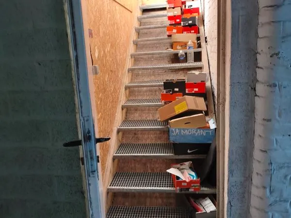 Entrepot mezzanine