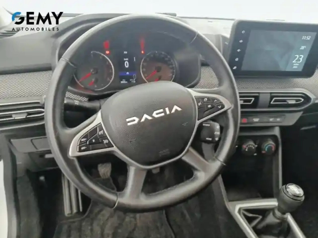 Dacia Jogger tce 110 7 places — photo 3
