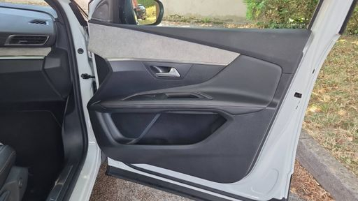 Peugeot 3008 1.6 THP 300 Hybrid4 EAT8 - Gt Pack – 2021 – 57500 km – Hybride rechargeable – Boîte Automatique — photo 36