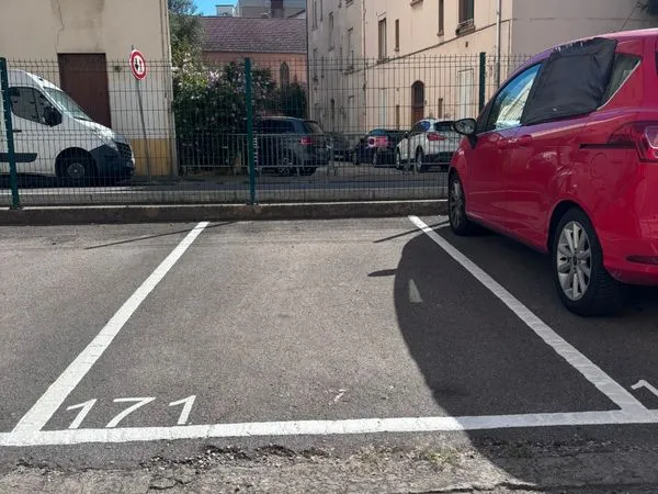 Place de parking sécurisée