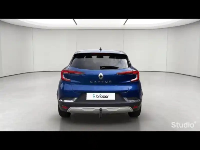Renault Captur 1.0 tce 90ch techno + attelage — photo 4