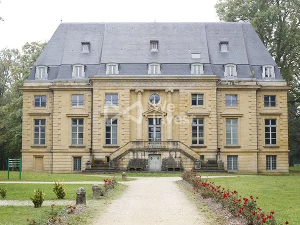 Château 40 pièces 4746 m²