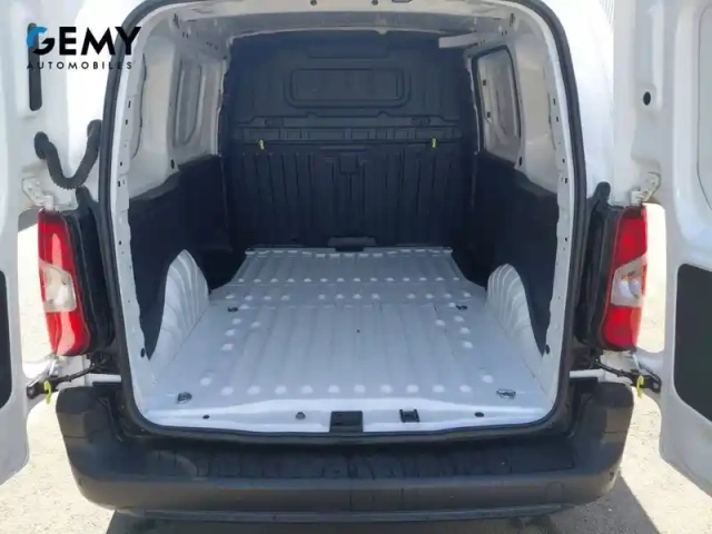 Peugeot Partner fourgon standard 650 kg bluehdi 100 s&amp;s bvm5 — photo 6