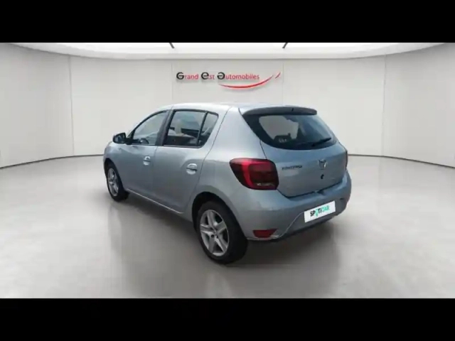 Dacia Sandero 1.0 sce 75ch lauréate -18 — photo 3