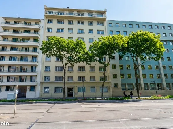 Cave / Box de stockage privatif 9m² — Lyon 3 (Villette / Part-Dieu)