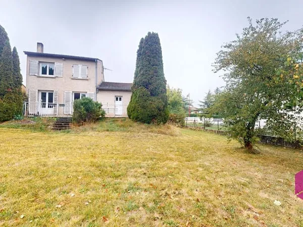 EN EXCLUSIVITE ! maison T4 sur terrain d'env 760m2 avec deux