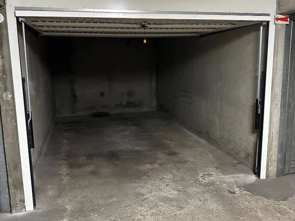 Parking 17 m²