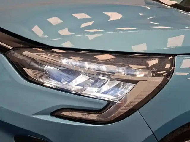 Renault Clio blue dci 85 — photo 34