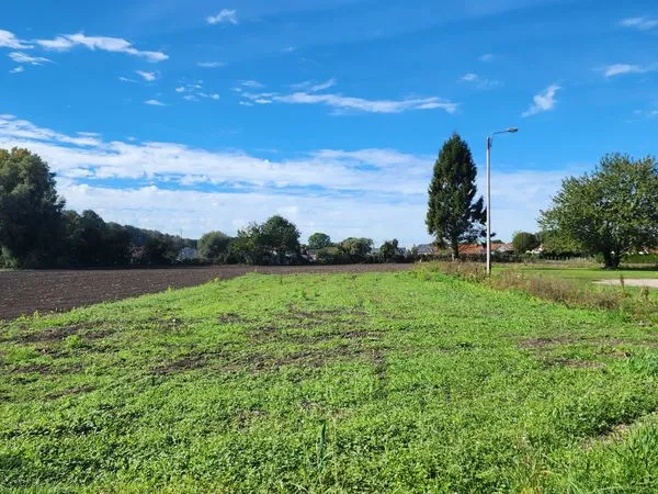 Terrain 1055 m² Liercourt